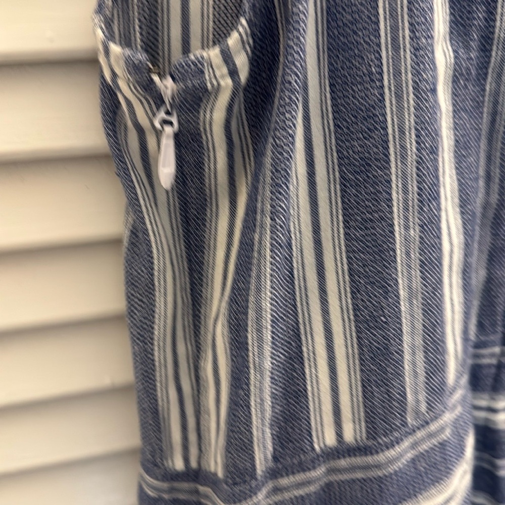 Hollister Navy and White Striped Halter Dress Size Small - Picture 5 of 5